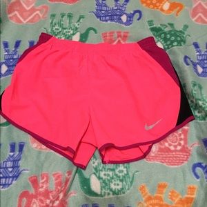 NIKE USED GOOD CONDITION SHORTS DRI FIT SMALL
